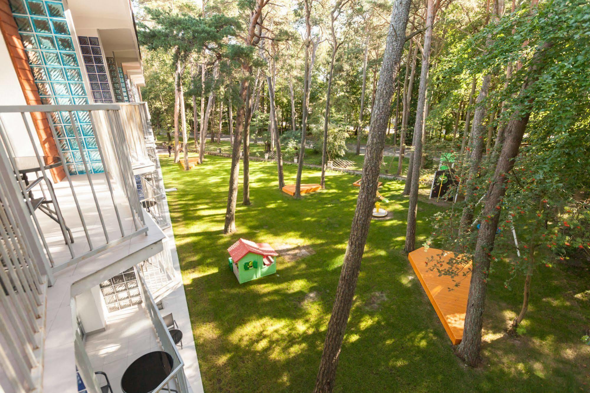 Waterside Resort Darlowko Exterior foto